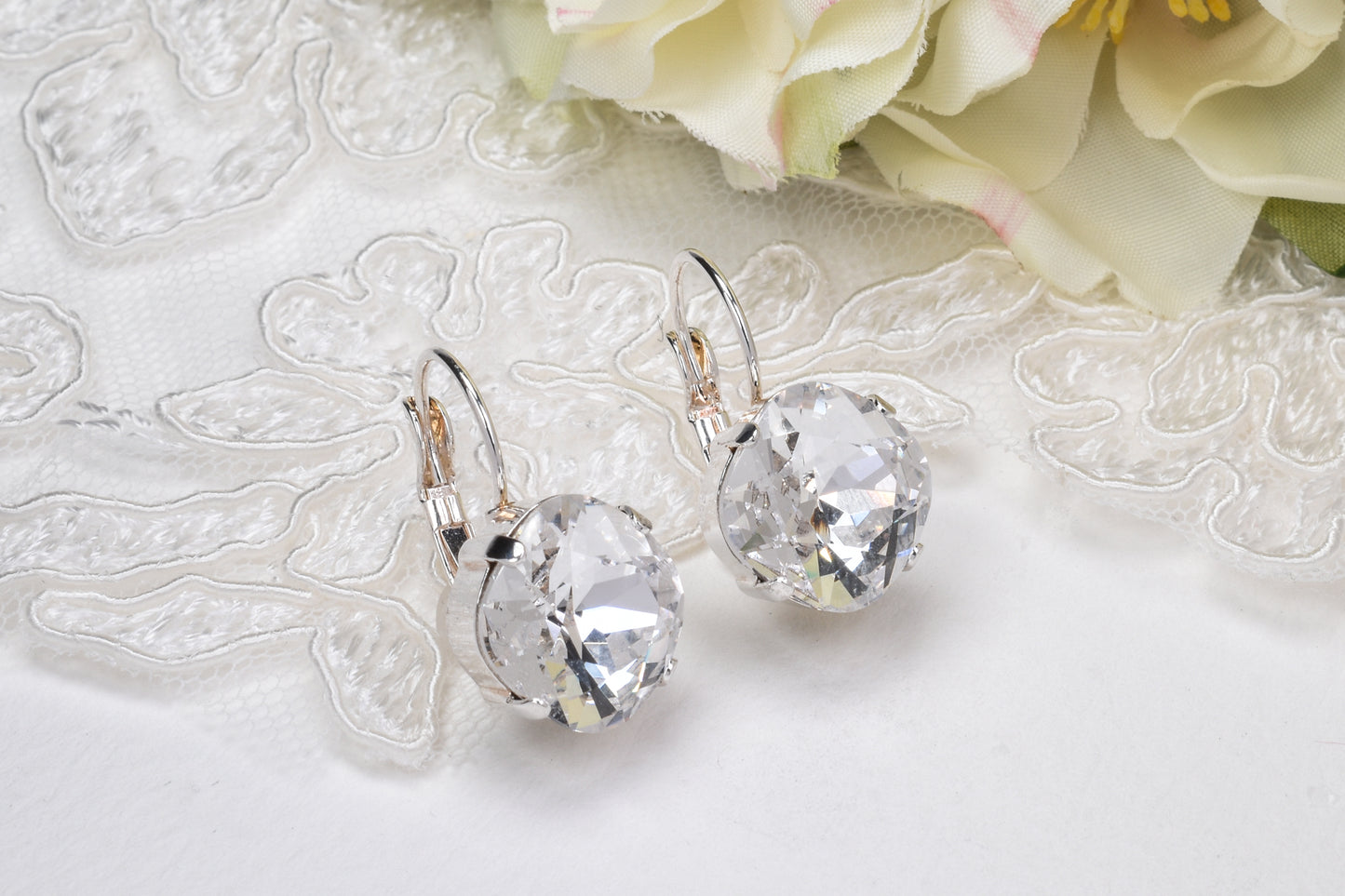 Leigh - a modern cushion cut crystal design.