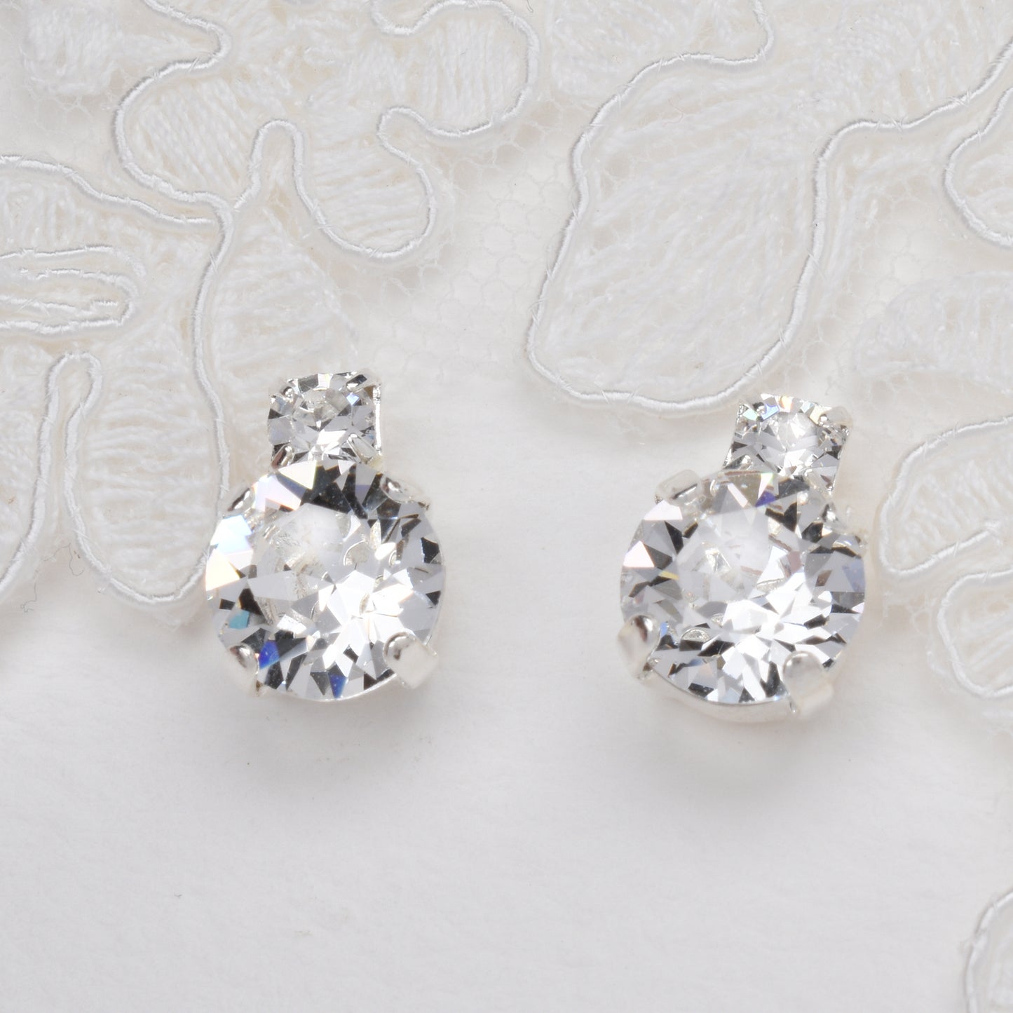 Eve - A versatile style stud earring