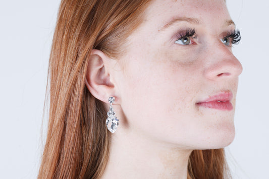 Monroe - A stunning statement earring.