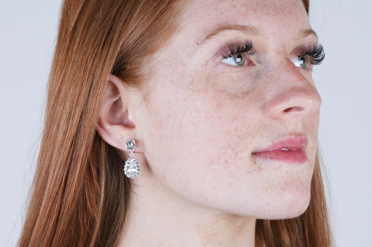 Olivia - A feminine and elegant stud earring